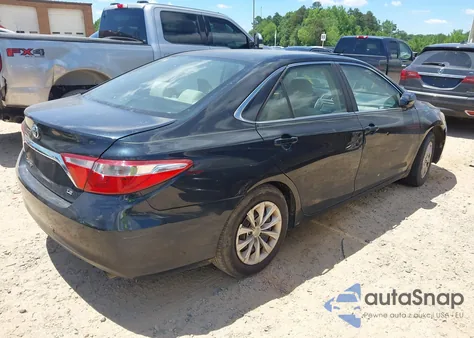 2015 Toyota Camry Le z USA, uszkodzony, nr VIN 4T4BF1FK2FR457823